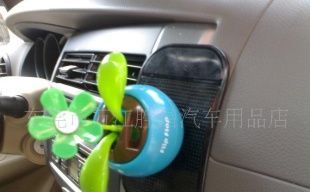 汽車裝飾用品解讀 車用手機防滑墊的功能與選擇指南